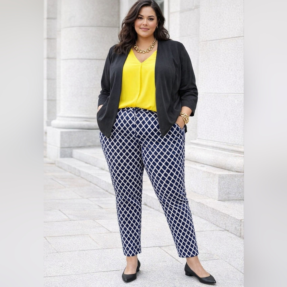 TORRID Black Open-Front Cropped Jacket Size 4X